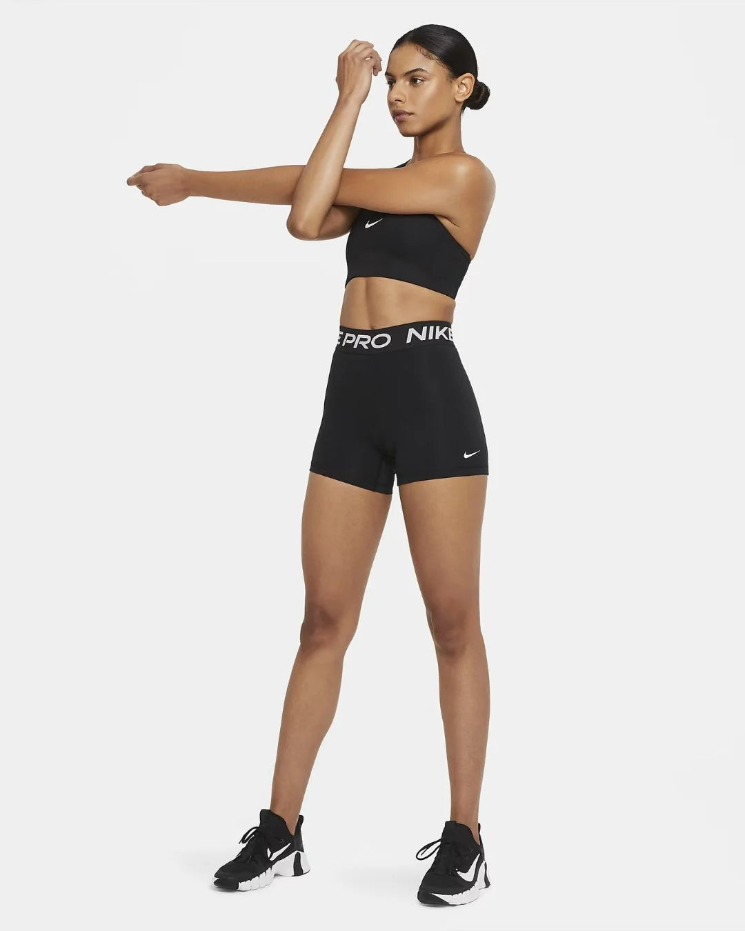 Nike Pro 365 Women Shorts on triQUIP Sports