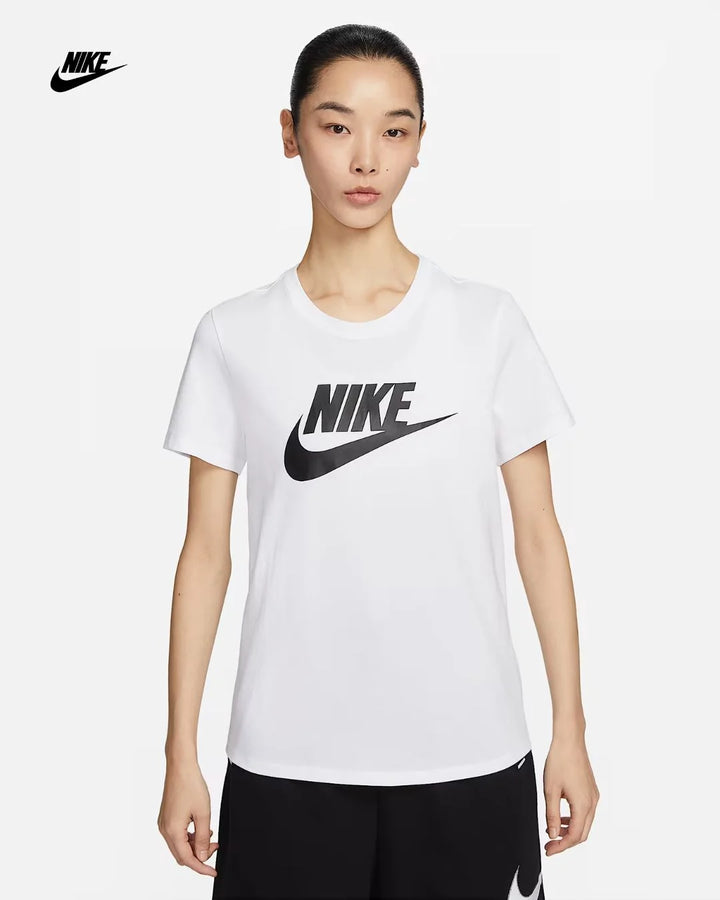 NIKE Sportswear Essentials Women's Logo T-Shirt on triQUIP sports