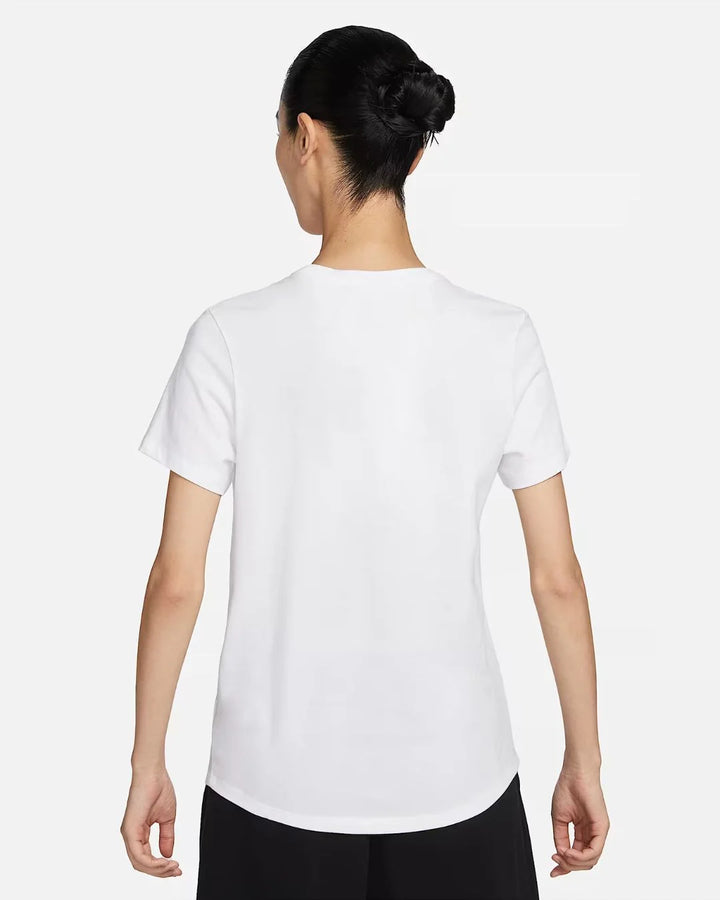 NIKE Sportswear Essentials Women's Logo T-Shirt on triQUIP sports