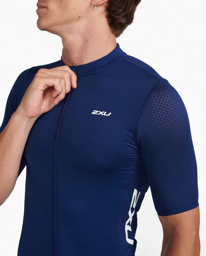 2XU Cycling Jersey on Triquip Sports