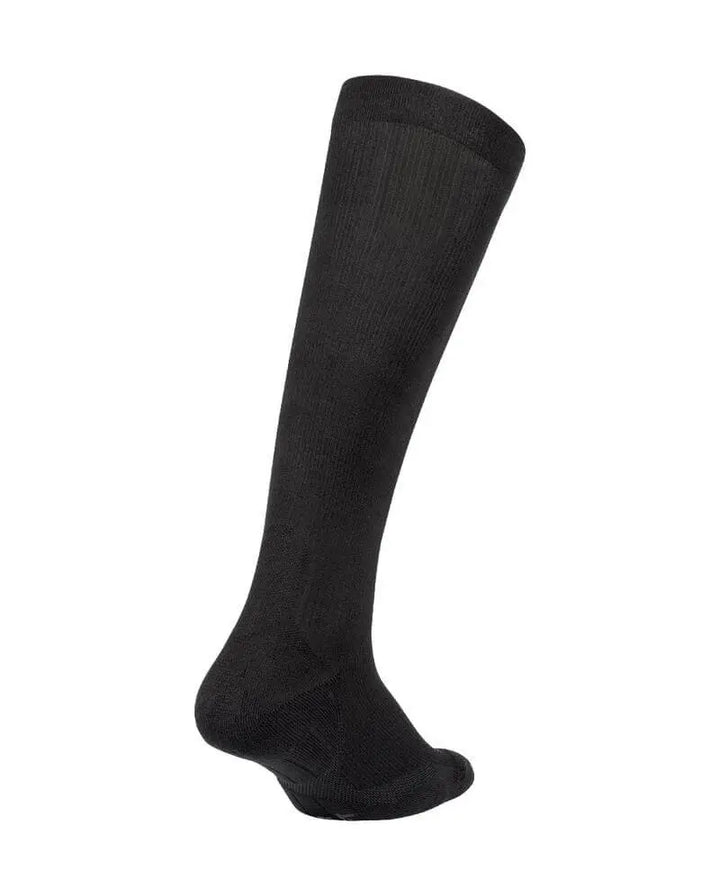 2XU  Compression Socks on Triquip Sports